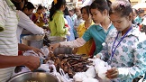 ILO​ អំពាវនាវ​ឲ្យ​អ្នក​បញ្ជា​ទិញ​ផលិត​ផល​សម្លៀក​បំពាក់​នៅ​កម្ពុជា​ជួយ​​​វិស័យ​កាត់​ដេរ