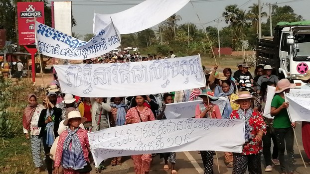 សហគមន៍​ដីធ្លី​ជាង ៦០០នាក់ នៅ​ខេត្ត​កោះកុង​ប្រារព្ធ​ទិវា​សិទ្ធិ​នារី​អន្តរជាតិ ស្នើ​ឱ្យ​អាជ្ញាធរ​ពន្លឿន​ដោះ​ស្រាយ​វិបត្តិ​ដីធ្លី