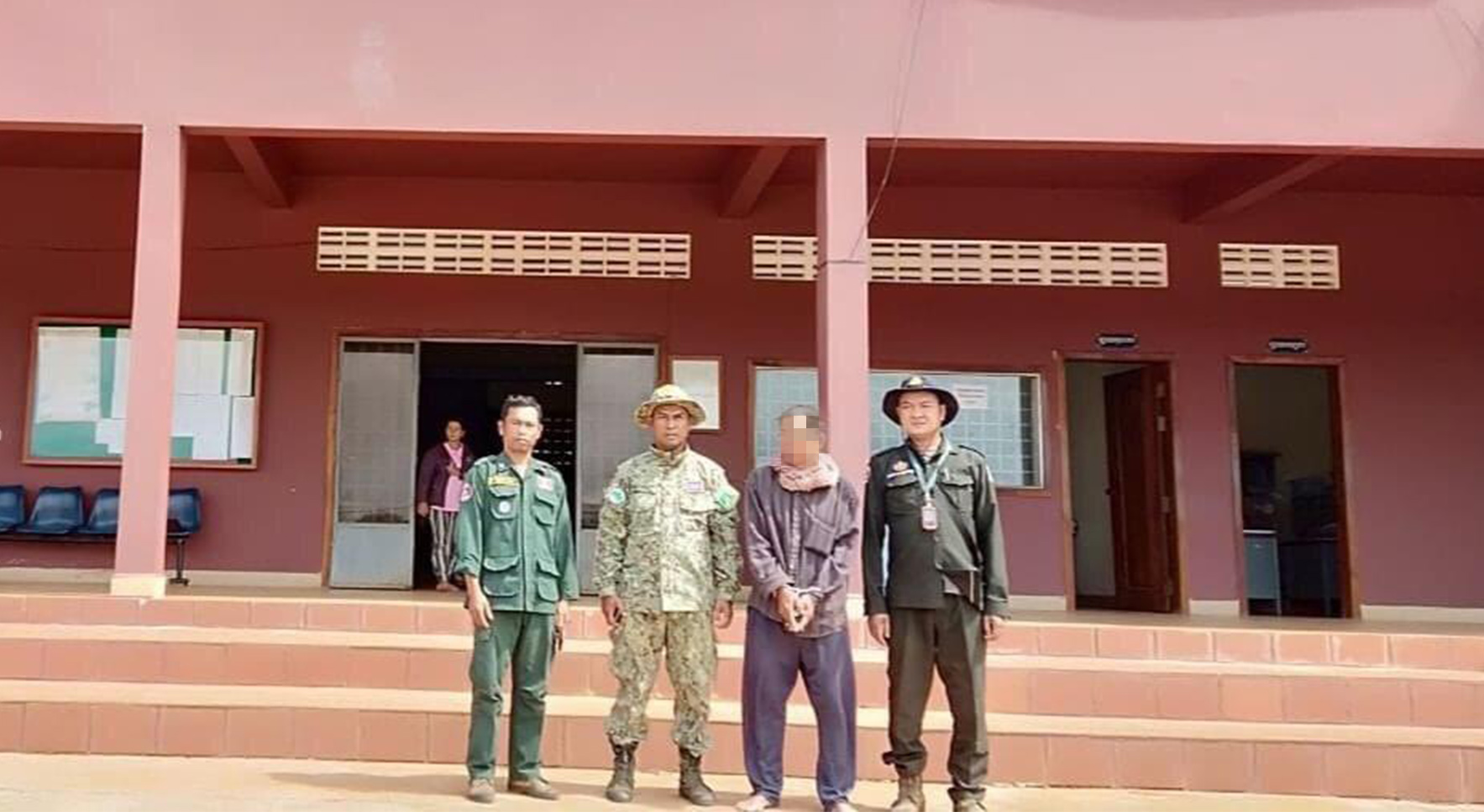ចៅក្រម​ស៊ើបសួរ​សម្រេច​ឃុំខ្លួន​ បុរស​ម្នាក់​ ពាក់ព័ន្ធ​ករណី​កាប់​រុករាន​ដី​ព្រៃ យក​ដី​ធ្វើជា​កម្មសិទ្ធិ​ ក្នុង​តំបន់​ការពារ​ធម្មជាតិ