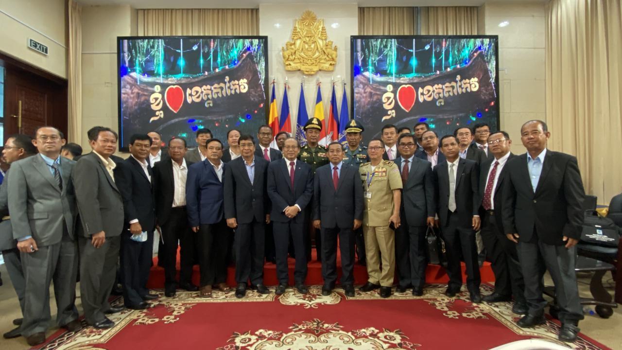 អភិបាលខេត្តតាកែវ បង្ហាញពីវឌ្ឍនភាព និងសមិទ្ធផលរបស់រដ្ឋបាលខេត្ត តាមរយៈសន្និសីទសារព័ត៌មាន ដែលរៀបចំដោយអង្គភាពអ្នកនាំពាក្យរាជរដ្ឋាភិបាល