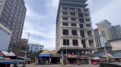 អាជីវករ​មួយ​ចំនួន​ក្នុង​ខេត្ត​ព្រះសីហនុ​ប្រឈម​ការ​បណ្ដេញ​ចេញ​មិន​ឱ្យ​លក់​ដូរ​ក្បែរ​អគារ​ខ្មោច