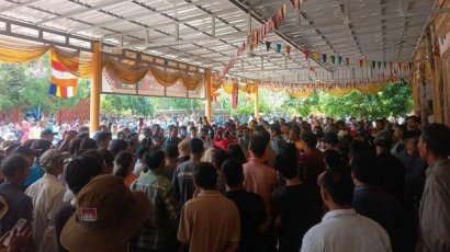 ពលរដ្ឋ​រស់នៅ​តំបន់​អង្គរ​សាមគ្គី​គ្នា​តតាំង​ជាមួយ​អាជ្ញាធរ​អប្សរា​ដែល​រឹតត្បិត​សិទ្ធិ​សេរីភាព​ពួកគាត់