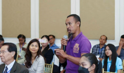 សកម្មជន ស៊្រុន ស្រ៊ន ថា ការវាយលោកបែកក្បាលជាការសម្លុតកុំឱ្យបន្តផ្សព្វផ្សាយអំពីកិច្ចព្រមព្រៀងទីក្រុងប៉ារីស