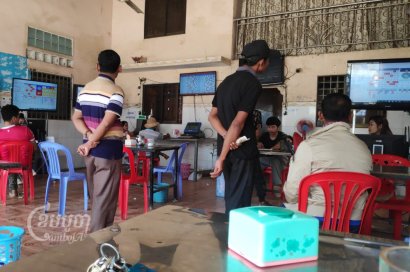 ក្ដីបារម្ភពីសុវត្ថិភាពភូមិឃុំកើតឡើងបន្ទាប់ពីអាជីវកម្មល្បែងឡូតូ​រីកសាយទូទាំងប្រទេស
