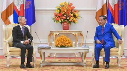 តើ​អ្នក​រាយការណ៍​ពិសេស អ.ស.ប លើកឡើងពី​បញ្ហា​ប្រឈម​អ្វីខ្លះ​ពាក់ព័ន្ធ​នឹង​សេរីភាព​សារព័ត៌មាន​នៅ​កម្ពុជា?