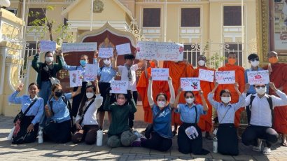 ព្រះសង្ឃ និង​យុវជន ធ្វើ​ធម្មយាត្រា​ទាមទារ​យុត្តិធម៌​ឲ្យ​អតីត​គរុ​និស្សិត កែវ សុវណ្ណឫទ្ធិ
