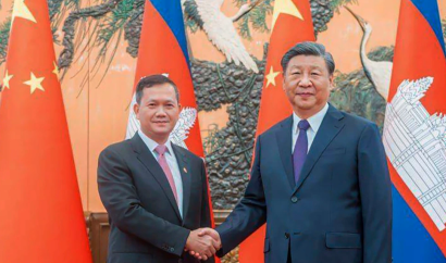 កម្ពុជា​និង​ចិន​ប្ដេជ្ញា​គាំទ្រ​គ្នា​ទៅ​វិញ​ទៅ​មក និង​ប្រឆាំង​នយោបាយ​លើ​បញ្ហា​សិទ្ធិ​មនុស្