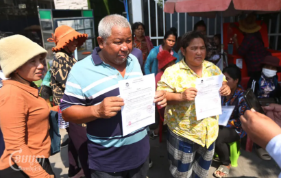 Court Questions Boeung Tamok Residents Accused of Crimes Against Public Officials