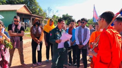 ក្រុម​យុវជន​អង្គការ YRDP ខកចិត្ត​ចំពោះ​អាជ្ញាធរ​ខេត្ត​កំពង់ធំ​ដែល​រារាំង​ពួកគេ​មិន​ឲ្យ​ផ្សព្វផ្សាយ​អប់រំ​ពី​បរិស្ថាន​និង​សីលធម៌​សង្គម