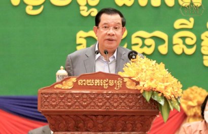 លោក ហ៊ុន សែន ព្រមាន​ឈប់​ផ្តល់​សំណង​ដល់​ពលរដ្ឋ​រស់នៅ​ខុសច្បាប់​ក្នុង​តំបន់អង្គរ បើ​ពួកគេ​ចង់តថ្លៃ​រឿងសំណង