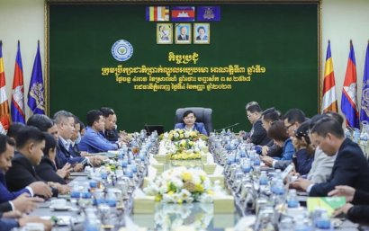 តំណាងសហជីពកម្មករស្នើដំឡើងប្រាក់ឈ្នួល១៥ដុល្លារបន្ថែម សម្រាប់ឆ្នាំ២០២៤ ខណៈនិយោជកអាចដំឡើងត្រឹមតែ១ដុល្លារ