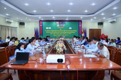 ភ្នំពេញៈលោក​ស្រី​ ហ៊ុន កុស​នី អ​នុប្រធាន​អចិ​ន្ត្រៃយ៍​នៃ​គណៈ​កម្មាធិ​ការ​ប្រយុទ្ធ​ប្រឆាំង​អំពើ​ជួញ​ដូរ​មនុស្ស​ខេត្ដ​កណ្ដាល​បាន​លើក​ឡើង​ថា​ ការ​រំលោភ​បំពាន​និង​ការ​កេង​ប្រវ័ញ្ច​ផ្លូវ​ភេទ​តាម​ប្រព័ន្ធ​អន​ឡាញ​លើ​កុមារ​គឺជា​សកម្ម​ភាព​ដែល​មិន​អាច​អត់​ឱន​បាន ​ទ