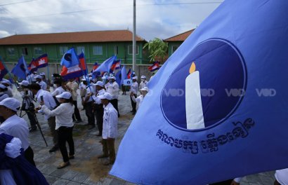 បក្ស​ភ្លើង​ទៀន​ស្នើ​ព្រឹទ្ធសភា​ឱ្យ​បដិសេធ​សំណើ​​ធ្វើ​វិសោធនកម្ម​រដ្ឋ​ធម្ម​នុញ្ញ​លើក​ទី​១០​ ​