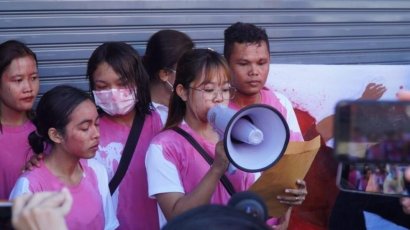អង្គការ Right Livelihood ស្នើឲ្យពិចារណាចំពោះការរារាំងក្រុមមាតាធម្មជាតិ ទៅទទួលរង្វាន់ក្រៅប្រទេស