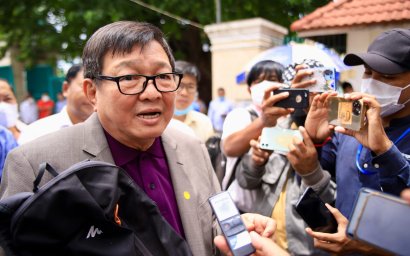 Grain-Truck Protesters Charged With Incitement, Son Chhay Questioned Again
